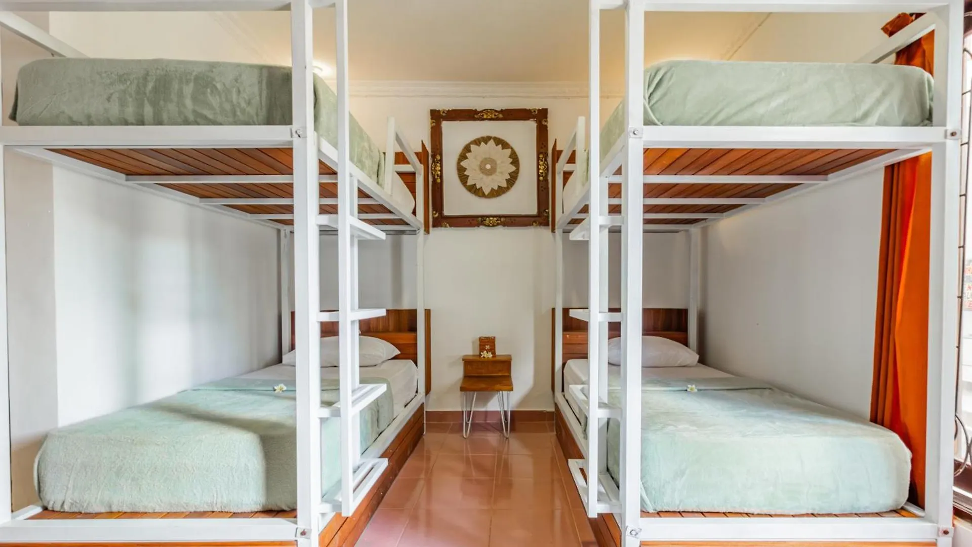 Capital O 93944 Geweka Homestay Jimbaran  2*, Jimbaran (Bali)